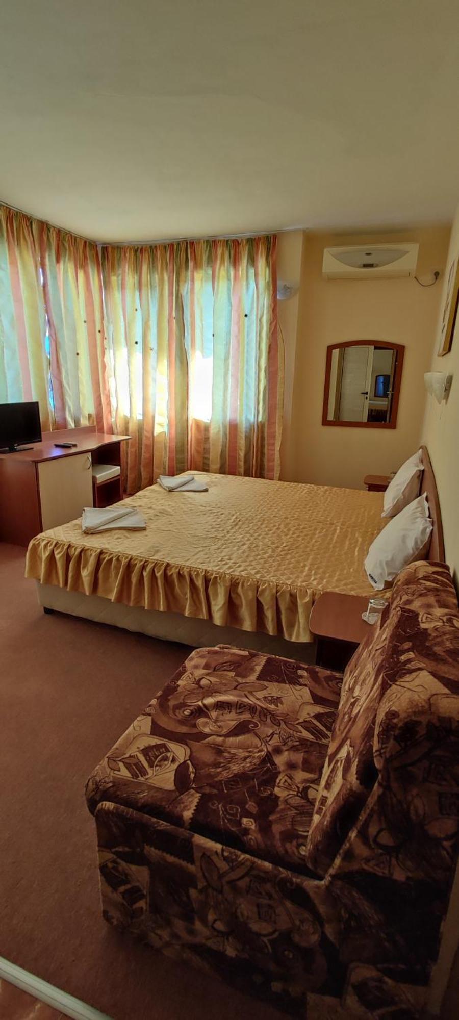 Family Hotel Mimosa 사레보 외부 사진
